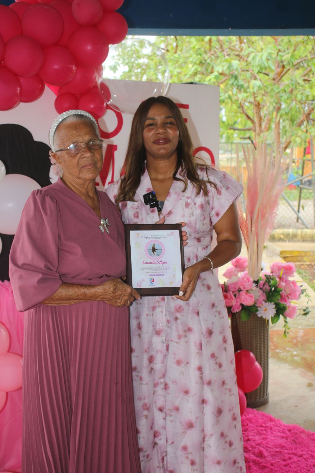 Leticia Hernández alcaldesa, realiza un acto emotivo en honor a las mujeres de Cumayasa por motivo al día 8 de marzo 2026.